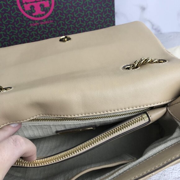 NWT Tory Burch Kira Chevron Large Convertible Should bag in light beg - Picture 11 of 13